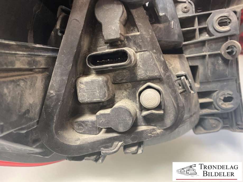 Baklykt høyre til BMW 3-Serie 2012-2018 (F30/F31/F34) (F30/F31/F34) (63 21 7 429 728|)