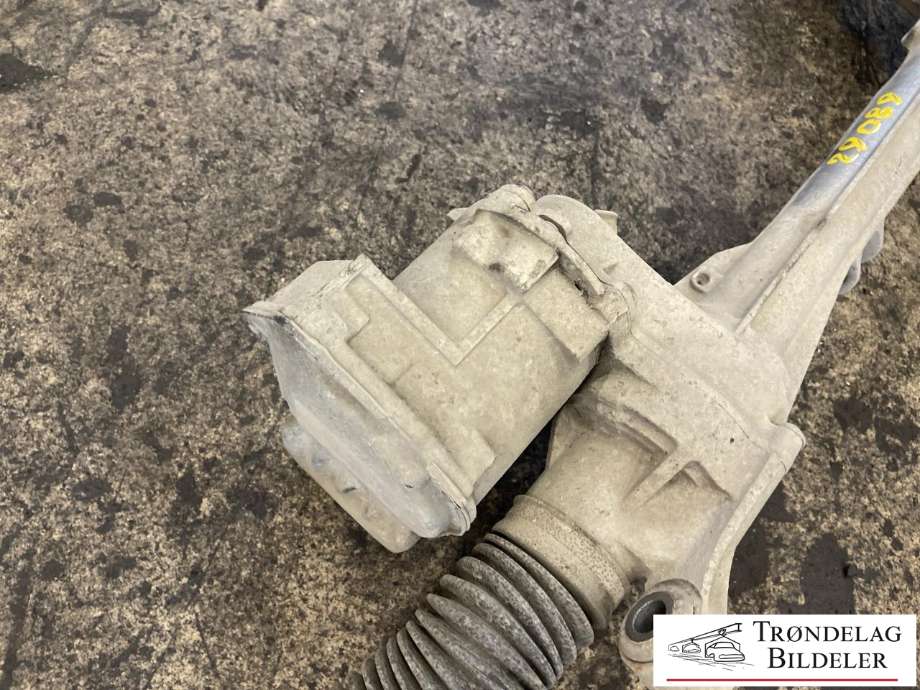Tannstang elektrisk til Ford Transit Connect 2013-2018 Type II, Fase 1 (CV6C-3D070-LL|HV6C-3D070-LE|2372727|3-PIN|2052546|2113758|2177149|2225544|2283909|2308609|)