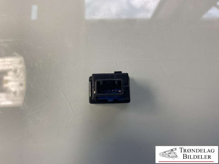Bryter diverse til Toyota Hilux 2016-2020  (8729071010|)