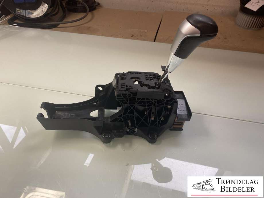 Girstang/girvelger automat til Toyota Hilux, 2016-2020 (335500K180)