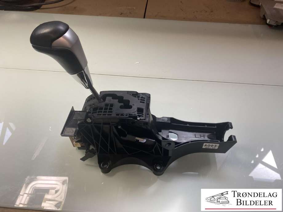 Girstang/girvelger automat til Toyota Hilux 2016-2020 (335500K180|)