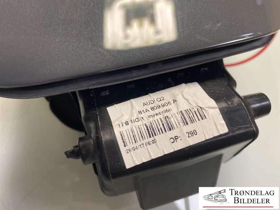 Tanklokk til Audi Q2 2016-->> (81A 809 906|)