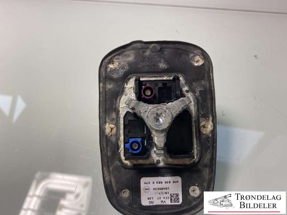 Antenne til Audi Q2 2016-->>  (4M0 035 503 K|)