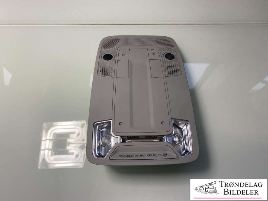Taklyspanel til Audi Q2, 2016-->> (81A 947 135 F)