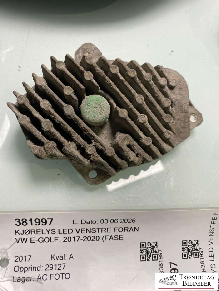 Kjørelys led venstre foran til VW e-Golf 2017-2020 (Fase 2)  (5GE 941 475 C|5GE 941 475 C = LED MODUL|)