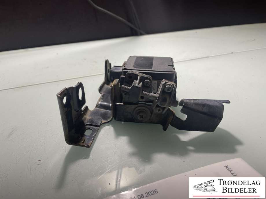 Sensor radar til Nissan Qashqai 2014-2021 (Type II)  (28438 4EJ0D|284384EJ0E|)
