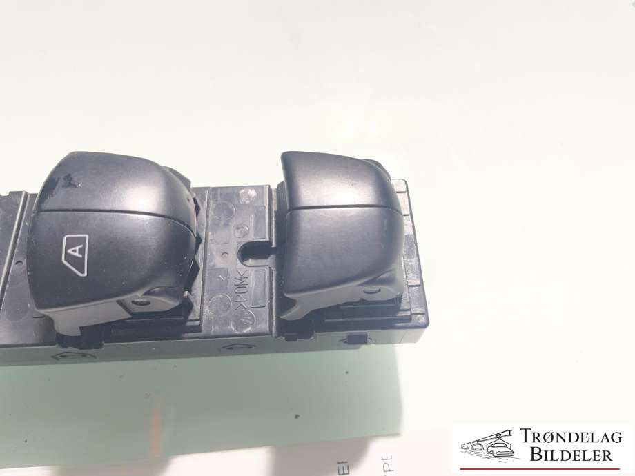 Bryter ruteheis førerdørspanel til Nissan Qashqai 2014-2021 (Type II) (25401-4EA1A|)