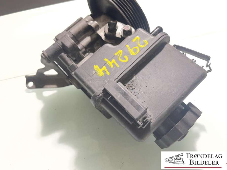 Servo pumpe mekanisk til Mercedes E-Klasse 2009-2013 (Fase 1) (W212) (W212) (A0064664701|A0064664601|A0064661501|0064661501|0064662601|0064664701)