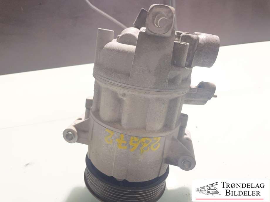 Aircondition kompressor til Škoda Octavia 2017-2020 (Type III, Fase 2) (890607|5Q0 816 803 D|5Q0816803|5Q0816803B|5Q0816803C|5Q0816803D|5Q0816803H|5Q0816803J|5Q0816803Q|5Q0820803P|5Q0 820 803 Q)