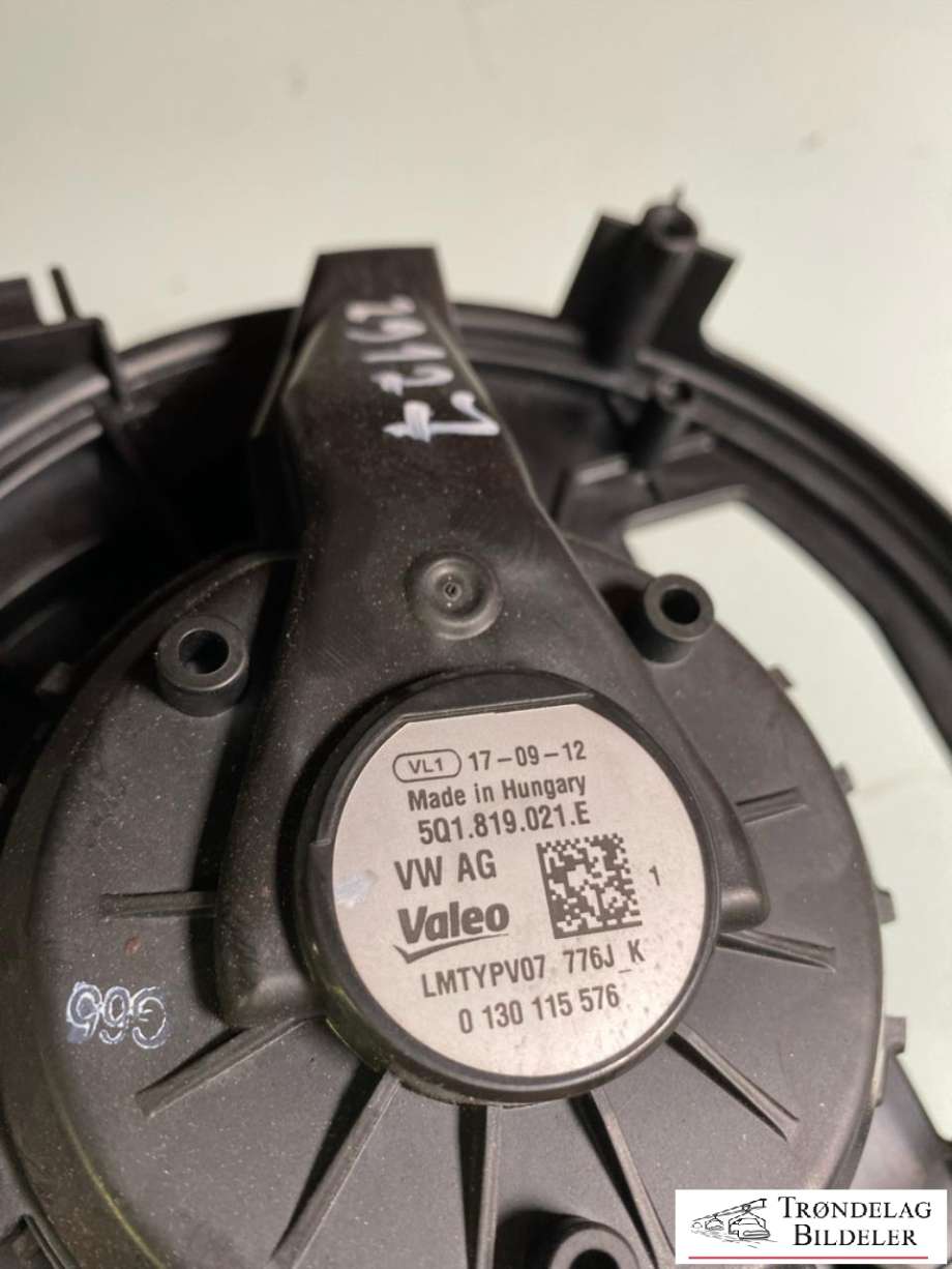 Varmeapparat motor til VW e-Golf 2017-2020 (Fase 2)  (5Q1819021|5Q1819021A|5Q1819021B|5Q1819021C|5Q1819021E|5Q1819021F|5Q1819021G|5Q1819021H|5Q1819021J|0130115576||F01150105)