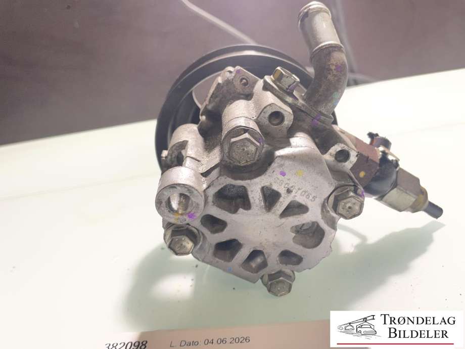 Servo pumpe mekanisk til Toyota Hilux 2016-2020 (443100K130|)