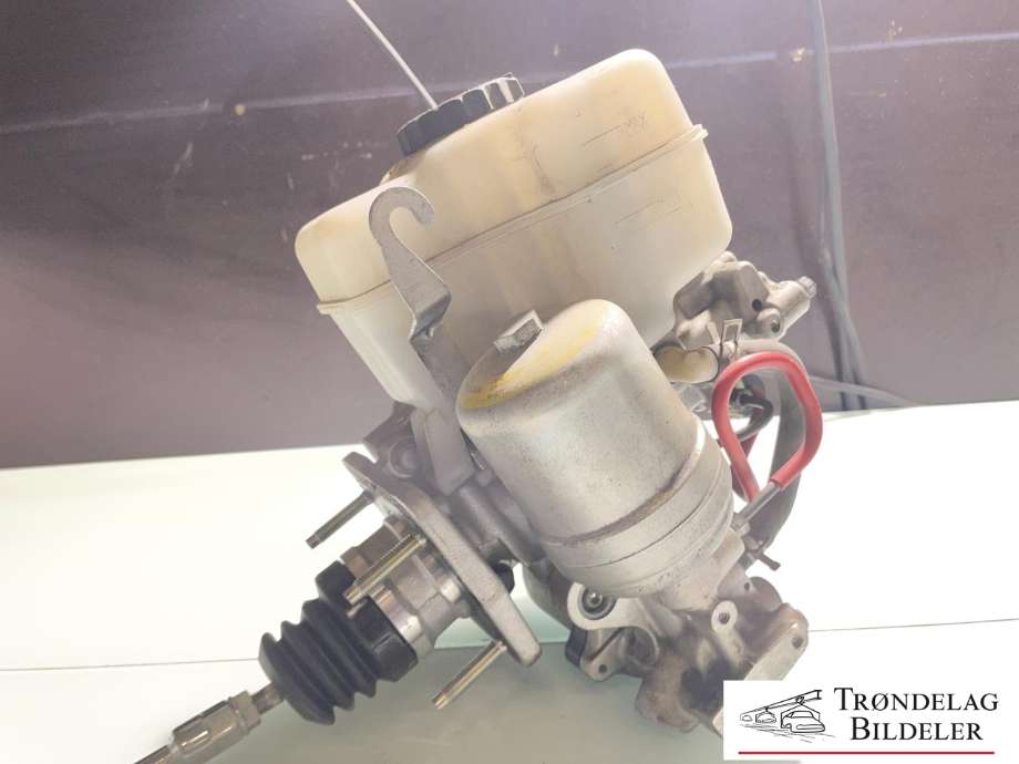 Bremsekraft-forsterker til Toyota Land Cruiser 150 2014-->> (Fase 2)  (4707060050|)