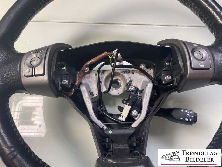 Ratt til Toyota RAV4 2006-2009 (Type III, Fase 1)  (4510042151B0|)