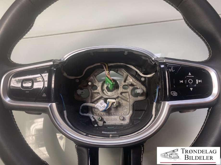 Ratt til Volvo V60 / V60 CC 2018-->> (Type II)  (32288768|)