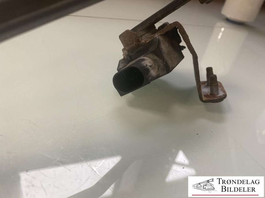 Sensor nivå, venstre foran til Volvo V60/V60 CC 2013-2018 (Type I, Fase 2)  (31268780|)
