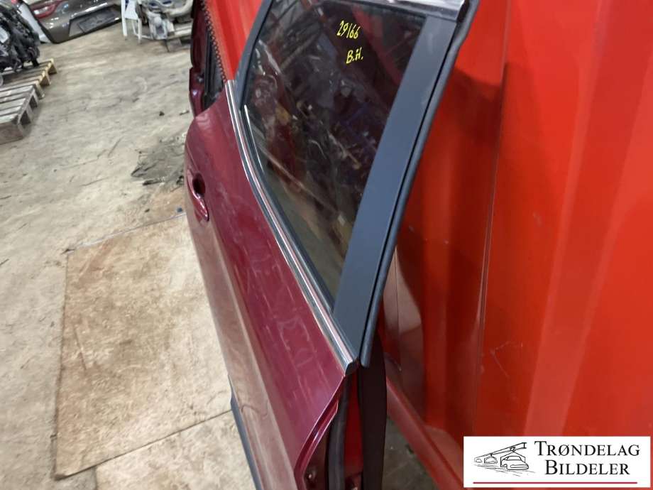 Dør høyre bak til Nissan Qashqai 2014-2021 (Type II)  (H2100HV0MA|H2100HV0MB|)