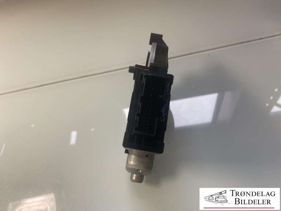 Ruteheis, kun motor, høyre bak til Volvo V60 / V60 CC 2018-->> (Type II) (32283267|31349759|31674760)