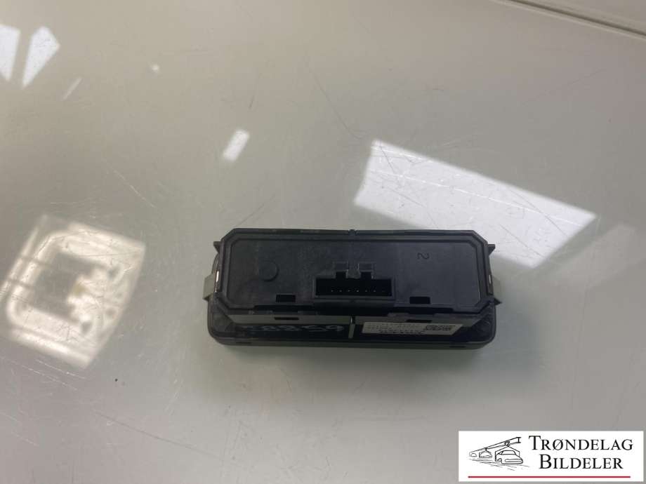 Bryter diverse til Volvo V60 / V60 CC 2018-->> (Type II) (31443874|)