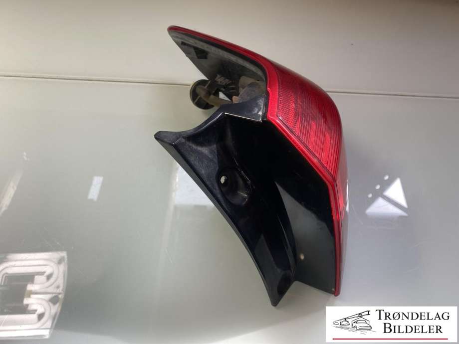 Baklykt høyre til Suzuki Vitara 2015-->> (Type IV) (3565054P00|)