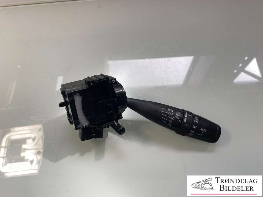 Bryter visker til Suzuki Vitara, 2015-->> (Type IV)  (3731068L20)