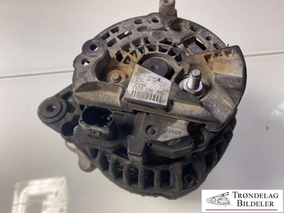 Dynamo diesel til VW Transporter / Caravelle 2003-2009 (Fase 1) (T5) (T5) (06F903023C|06F903023F|06F903023FX|986045340|1800A066|03L903023F|06F903023A|06F903023J|06F903023AX|06F903023CX|06F903023H|06F903023HX|124525091|028903029NX|LRA02291|03L903023FX)