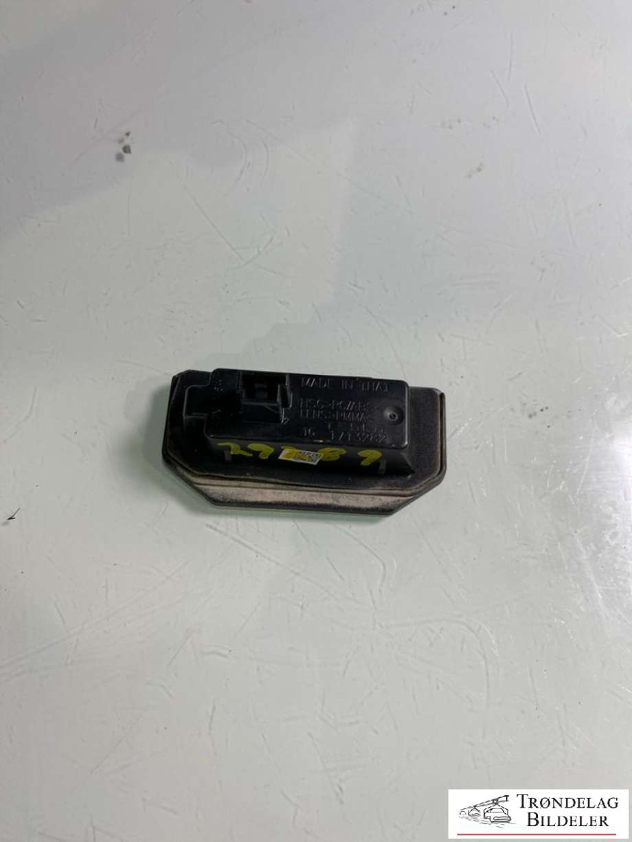 Skiltlys til Tesla Model Y 2021-2024 (Type I)  (1713282-00-A|)