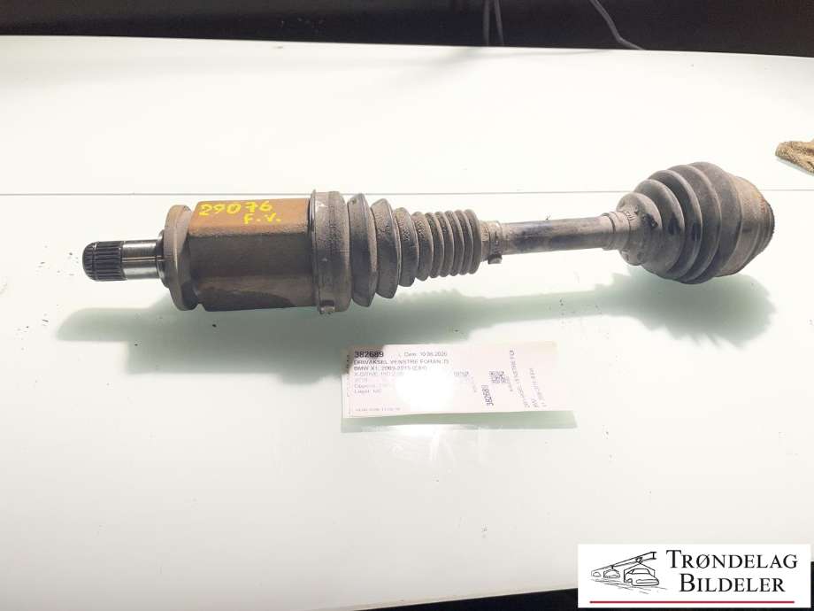 Drivaksel venstre foran, diesel/automat til BMW X1, 2009-2015 (E84) (E84) (31 60 7 591 681)