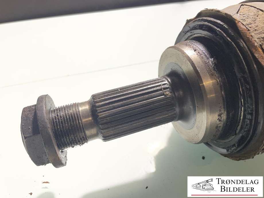 Drivaksel venstre foran, diesel/automat til Toyota Hilux 2016-2020 (434300K080|)