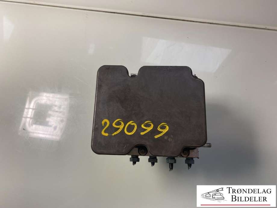 ABS sentral til Mercedes Vito 2014-->> (W447) (W447) (A 447 900 76 13|A 447 900 77 13|)