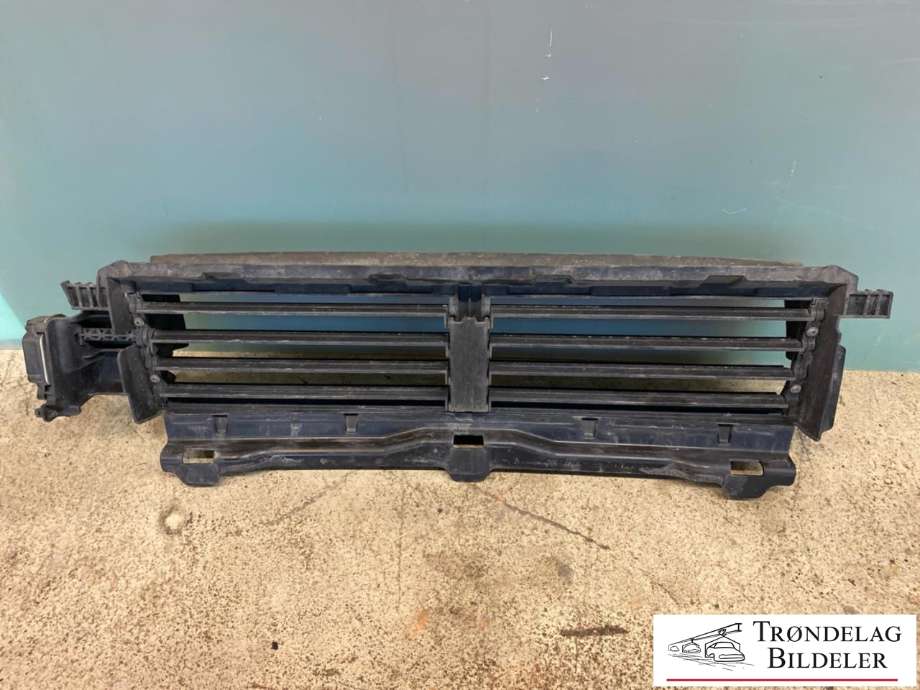 Karosseri front til Volvo V60 / V60 CC 2018-->> (Type II) (32296967|)