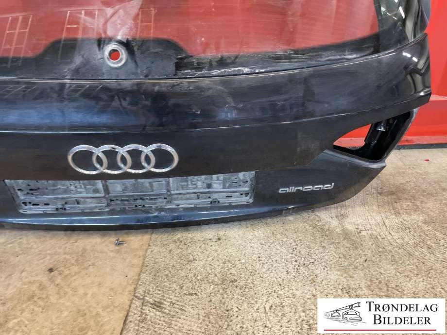 Bakluke til Audi A4, Allroad 2009-2016 (Type I) (B8) (B8) (8K9 827 023|)