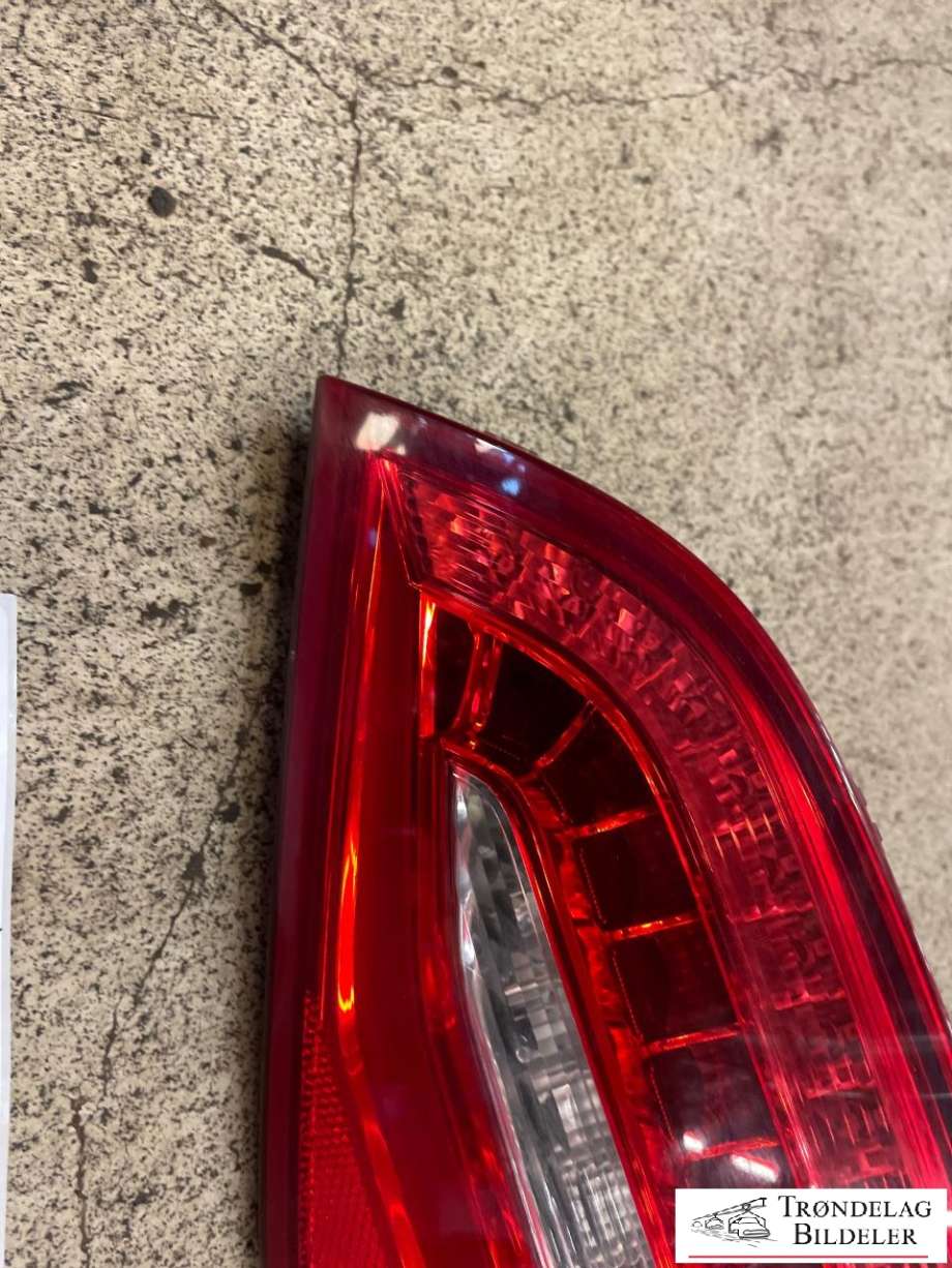 Baklykt venstre indre til Audi A4, Allroad 2009-2016 (Type I) (B8) (B8) (8K9 945 093 E|)