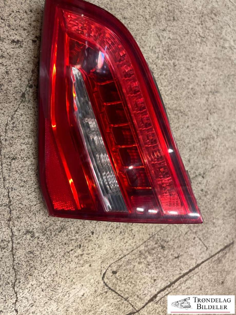 Baklykt venstre indre til Audi A4, Allroad 2009-2016 (Type I) (B8) (B8) (8K9 945 093 E|)