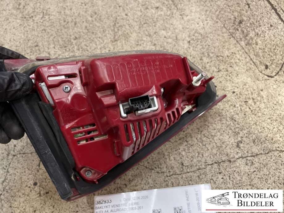 Baklykt venstre indre til Audi A4, Allroad 2009-2016 (Type I) (B8) (B8) (8K9 945 093 E|)