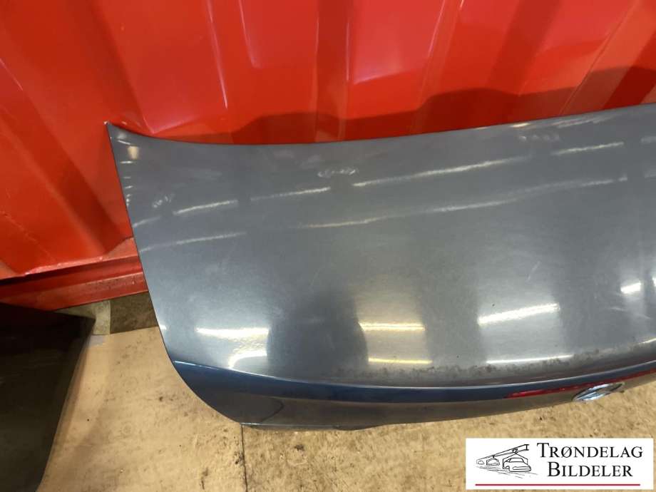 Bakluke sedan til Mercedes CLK 2002-2009 (C209) (C209) (A 209 750 01 75|)