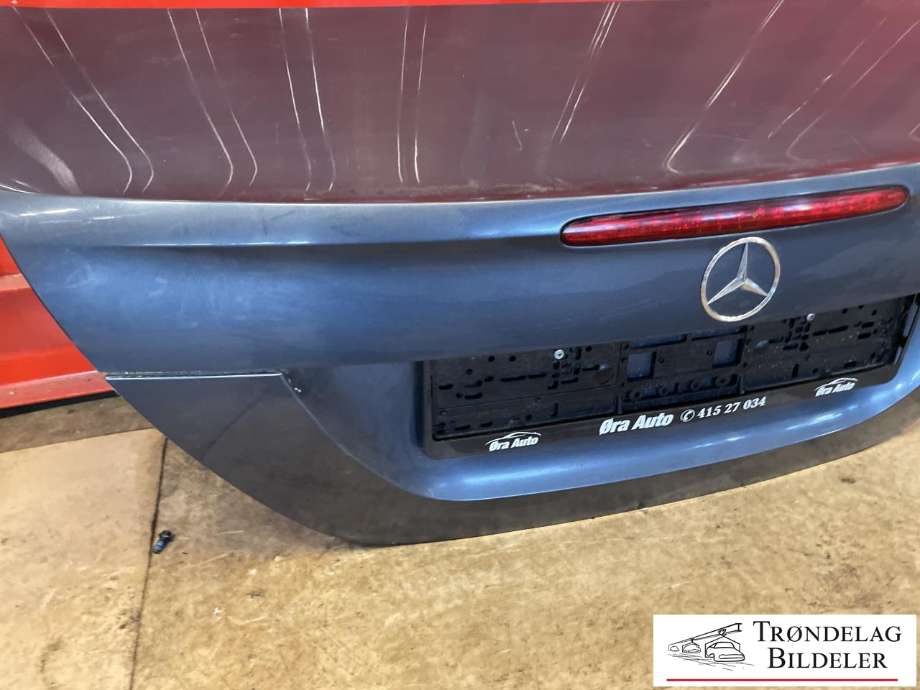 Bakluke sedan til Mercedes CLK 2002-2009 (C209) (C209) (A 209 750 01 75|)