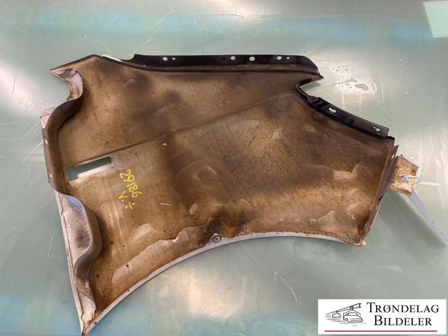 Skjerm venstre foran til VW Transporter / Caravelle 2015-2019 (T6) (T6) (7E0 821 101 A|7E0 821 101 B|)