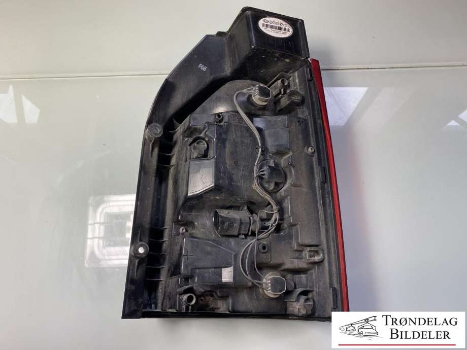 Baklykt venstre til VW Transporter / Caravelle 2015-2019 (T6) (T6) (7E0 945 207 E|)