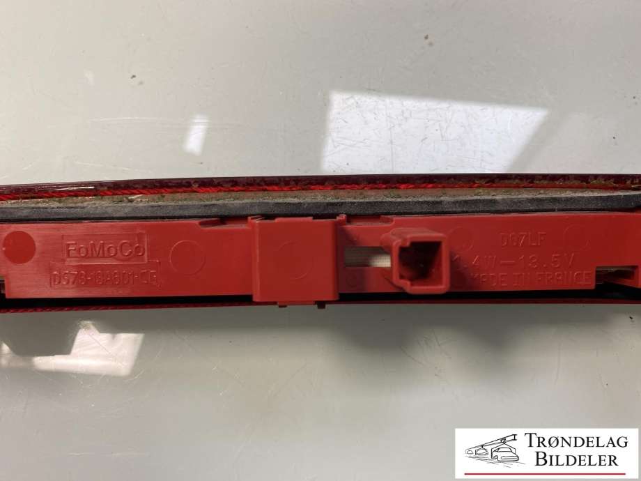 Baklykt bremselys bakrute til Ford Mondeo 2014-2019 (Type V, Fase 1)  (DS7313A601CJ|2275667|)