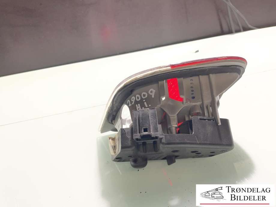 Baklykt høyre indre til BMW 3-Serie 1998-2005 (E46) (E46) (63 21 6 907 946|)
