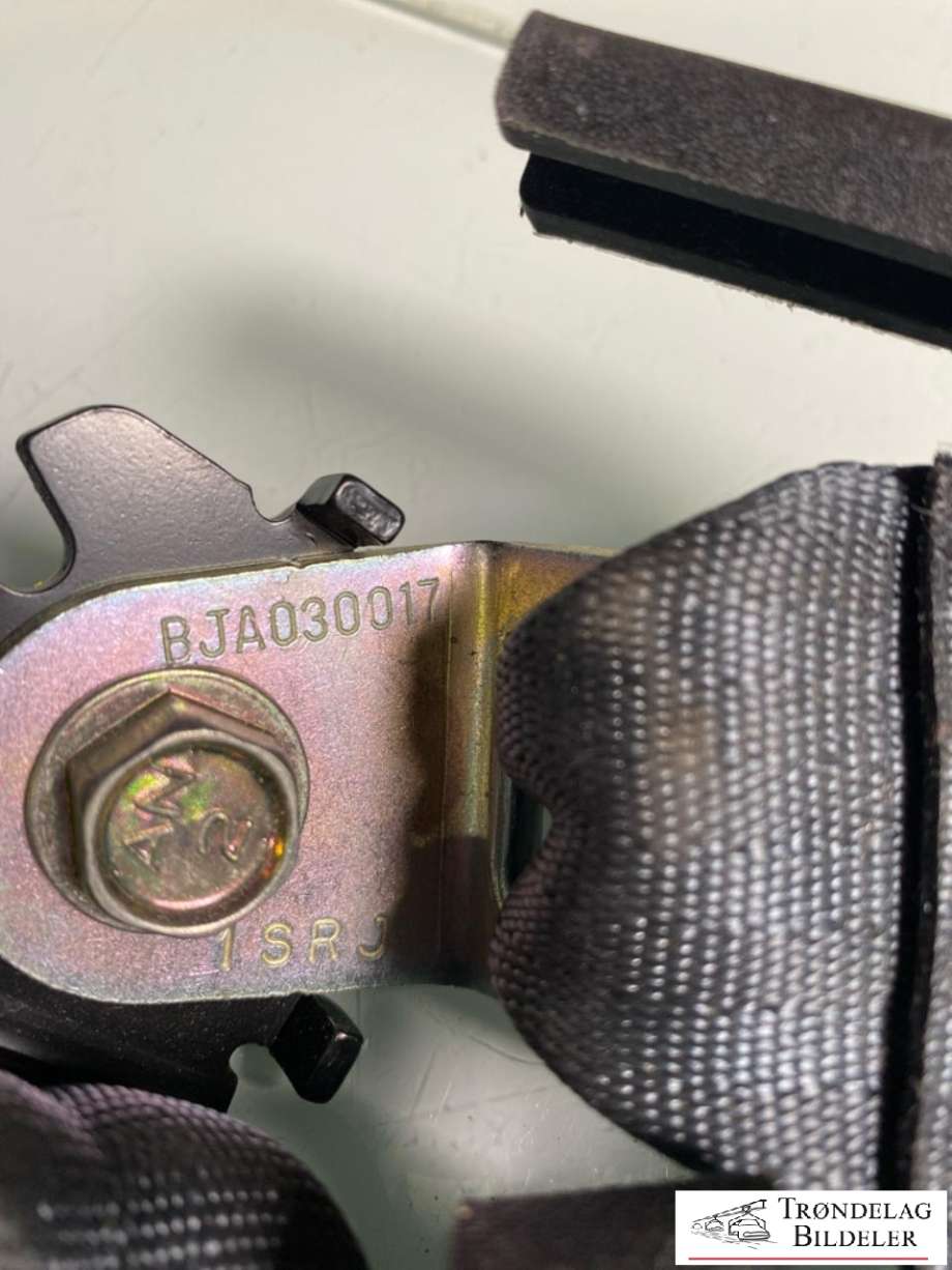 Sikkerhetsbeltelås baksete til Subaru Forester 2008-2013 (Type III) (64680SC030AR|)