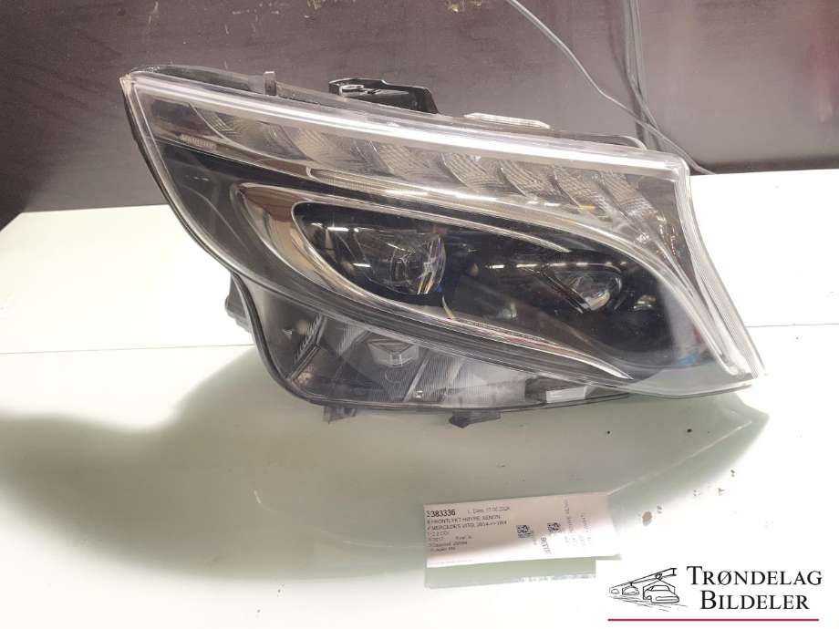 Frontlykt høyre xenon til Mercedes Vito, 2014-->> (W447) (W447) (A 447 906 53 00)