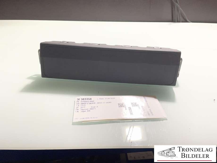 Airbag kne til BMW 5-Serie, 2017-->> (G30/G31) (G30/G31) (72 11 6 820 575)