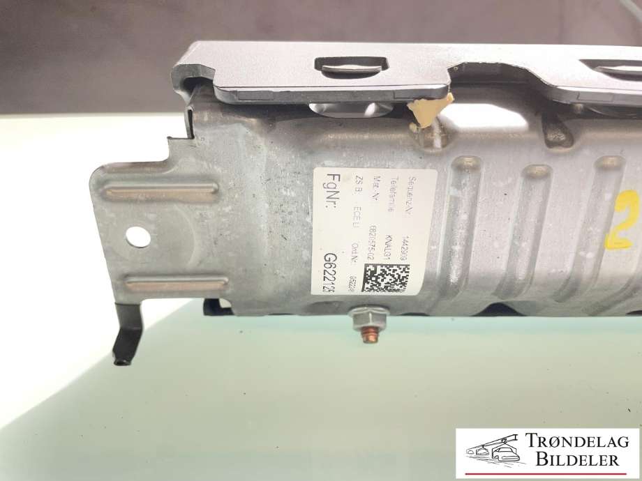 Airbag kne til BMW 5-Serie 2017-->> (G30/G31) (G30/G31) (72 11 6 820 575|)