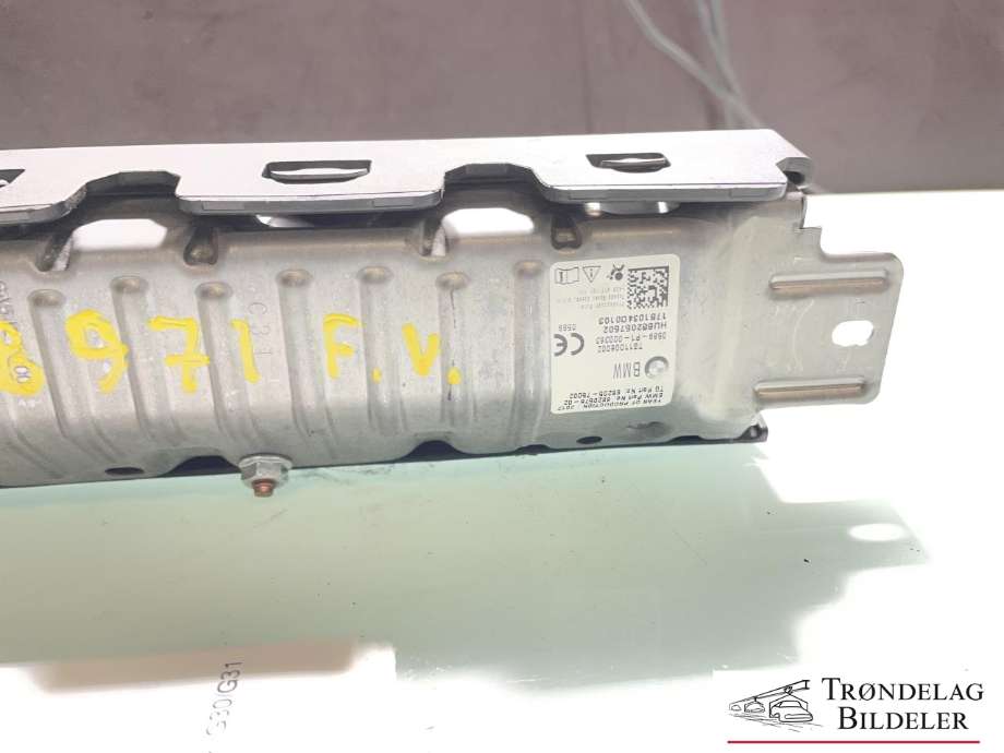 Airbag kne til BMW 5-Serie 2017-->> (G30/G31) (G30/G31) (72 11 6 820 575|)