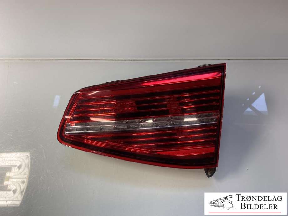 Baklykt høyre indre til VW Passat 2015-2019 (Fase 1) (B8) (B8) (3G9 945 308 E|)