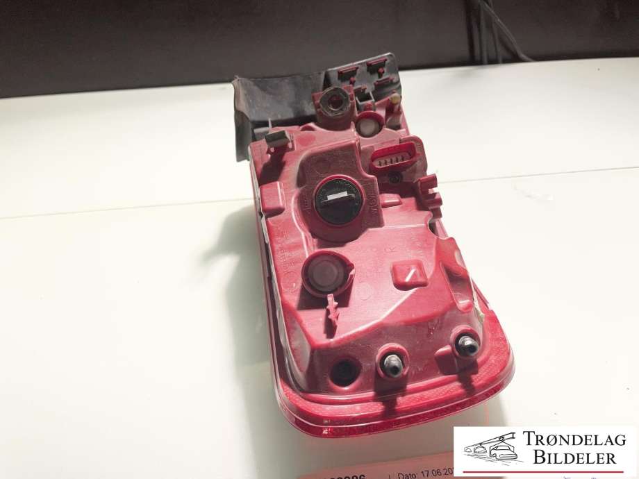 Baklykt høyre ytre til Audi A4, Allroad 2009-2016 (Type I) (B8) (B8) (8K9 945 096 D|)