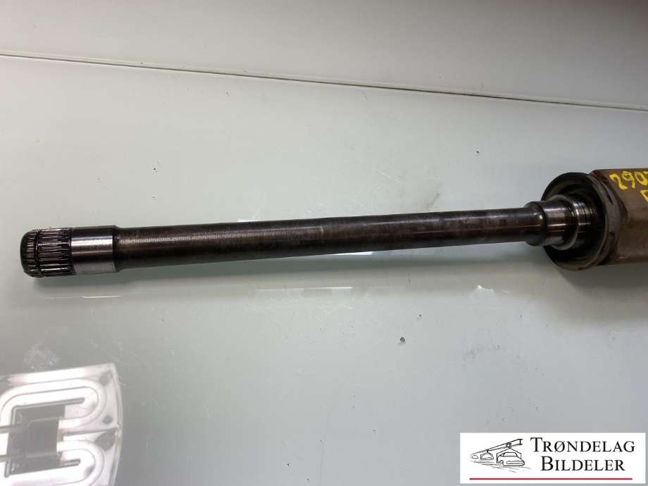 Drivaksel høyre foran, diesel/automat til BMW X1 2009-2015 (E84) (E84) (31607605512|)