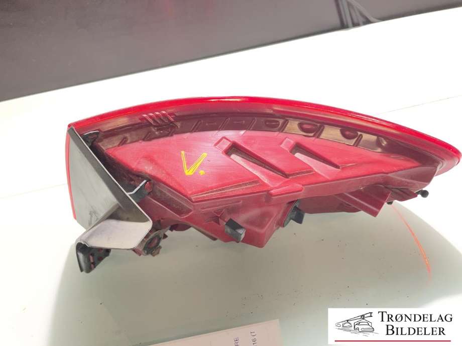 Baklykt venstre ytre til Audi A4, Allroad 2009-2016 (Type I) (B8) (B8) (8K9 945 095 D|)