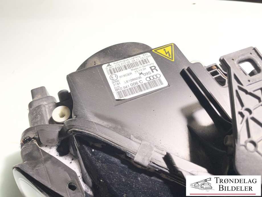 Frontlykt høyre xenon til Audi A4, Allroad 2009-2016 (Type I) (B8) (B8) (8K0 941 044 C|8K0 941 044 F|8K0 941 006 C)